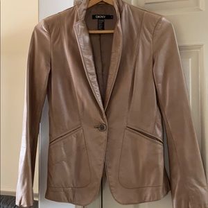 Soft leather jacket with pockets
